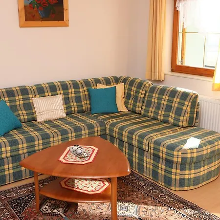 Apartman Irisz Apartment *