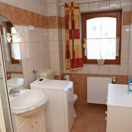 Apartman Irisz * Zalakaros