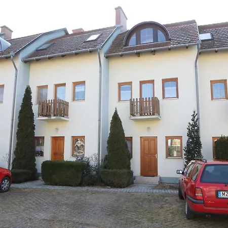Appartement Apartman Irisz *